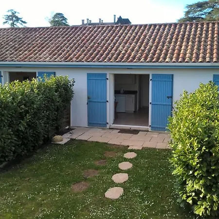 Studioescos El Dos *